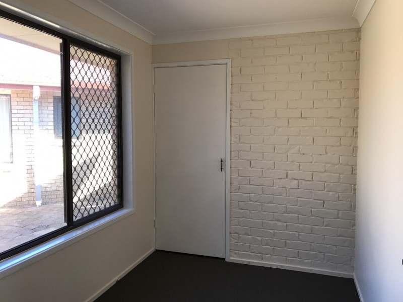 1/2 Duet Drive, Mermaid Waters QLD 4218