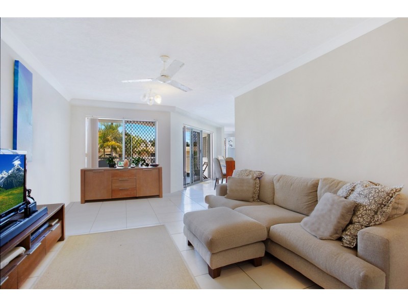 4/9 St Kilda Avenue ‘Sapphire Palms’, Broadbeach QLD 4218
