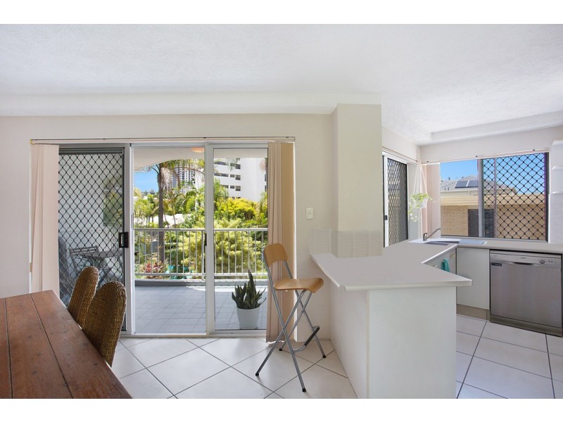 4/9 St Kilda Avenue ‘Sapphire Palms’, Broadbeach QLD 4218