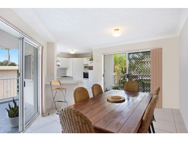 4/9 St Kilda Avenue ‘Sapphire Palms’, Broadbeach QLD 4218