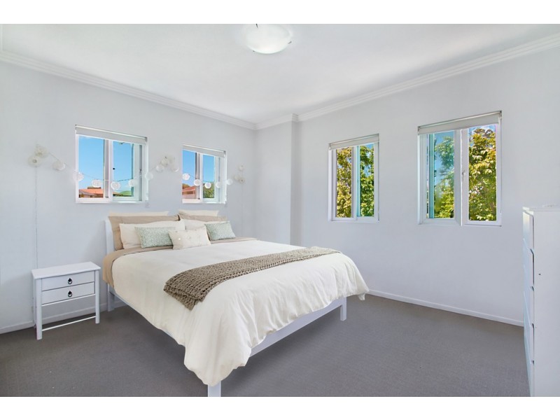 7/18-20 Rose Street, Southport QLD 4215