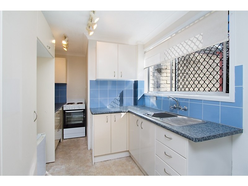 6/21 First Avenue, Broadbeach QLD 4218