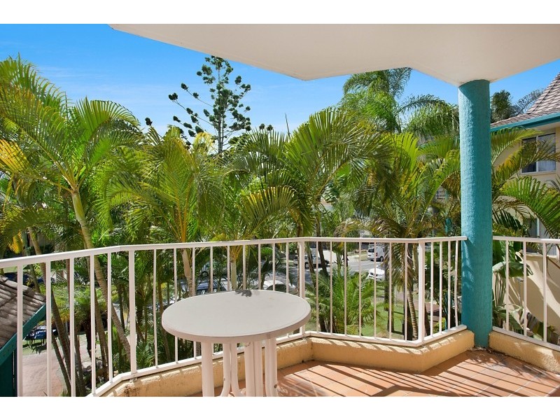 38/26-32 ‘Cascade Gardens’ Monaco Street, Surfers Paradise QLD 4217