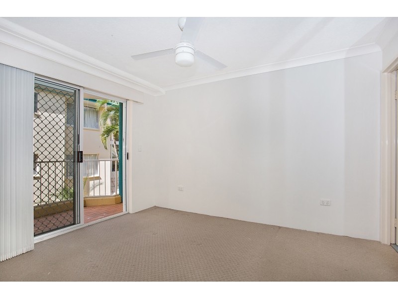 38/26-32 ‘Cascade Gardens’ Monaco Street, Surfers Paradise QLD 4217