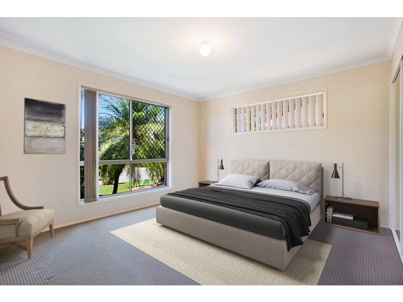 12 Southlake Drive, Varsity Lakes QLD 4227