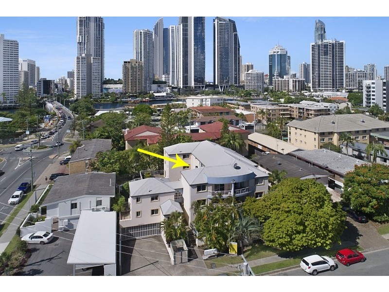 12/25 Darrambal Street, Chevron Island QLD 4217