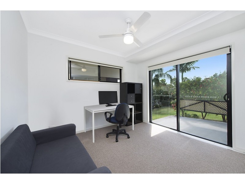 15 Luxor Street, Southport QLD 4215