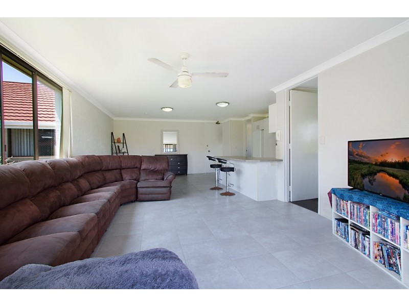 9/13 Federation Avenue, Broadbeach QLD 4218