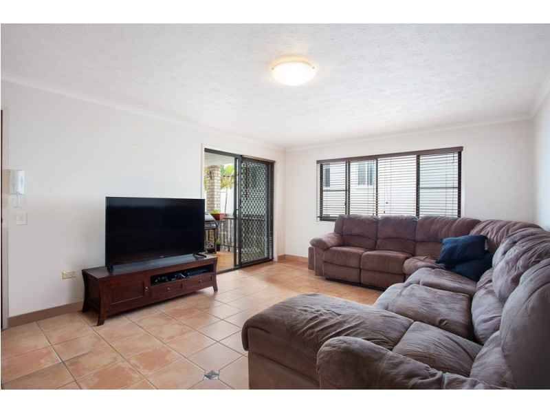 4/12 Rosewood Avenue ‘The Cascades’, Broadbeach QLD 4218