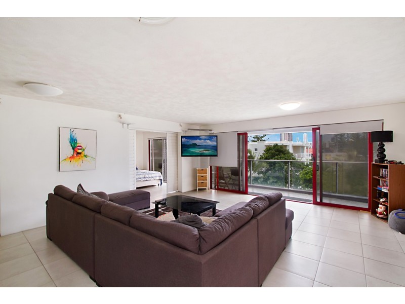 3 ‘Chelsea’ 7 Britannia Avenue, Broadbeach QLD 4218