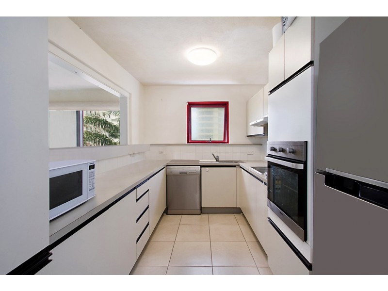 3 ‘Chelsea’ 7 Britannia Avenue, Broadbeach QLD 4218