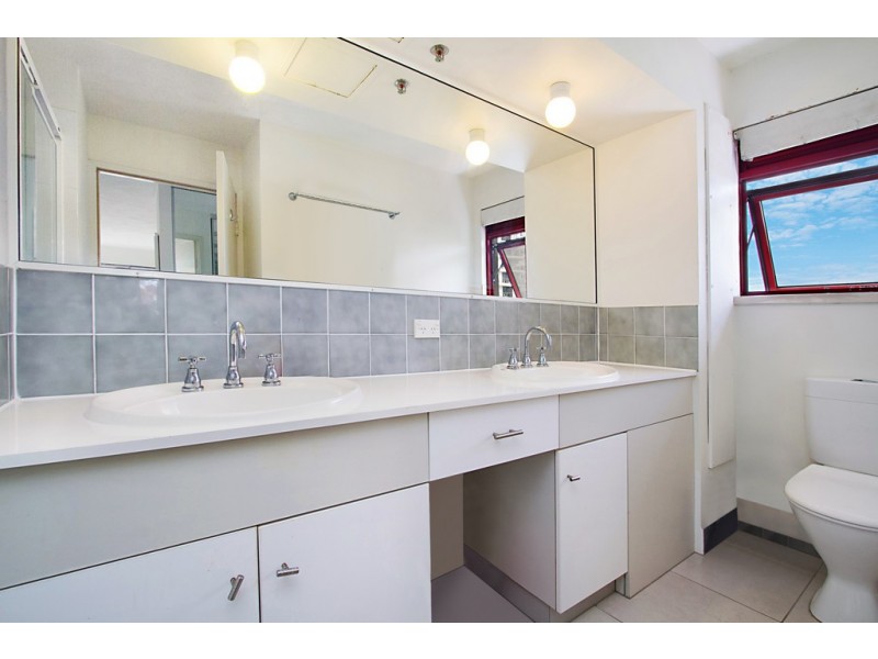 3 ‘Chelsea’ 7 Britannia Avenue, Broadbeach QLD 4218