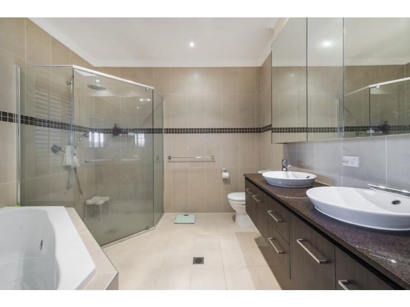 66 Nicklaus Court, Merrimac QLD 4226