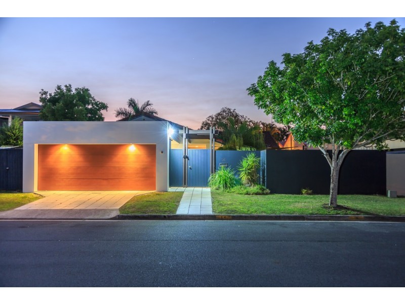 14 Mackay Close, Sorrento QLD 4217