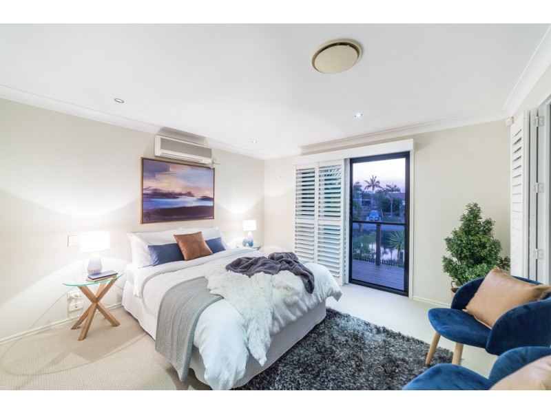 14 Mackay Close, Sorrento QLD 4217