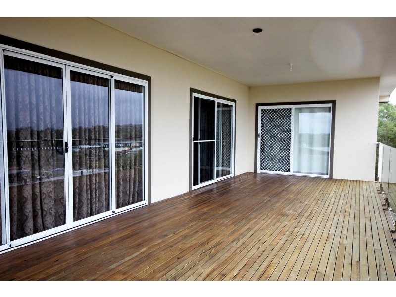 30 John Francis Drive, Carrara QLD 4211