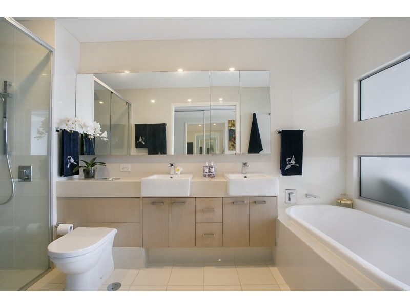 122/135 Lakelands Drive, Merrimac QLD 4226