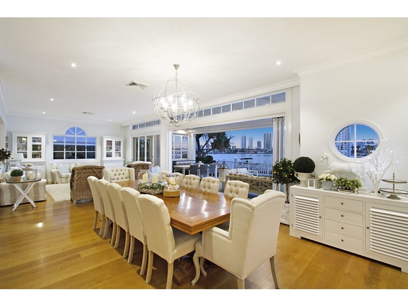 1a Yacht Street, Southport QLD 4215