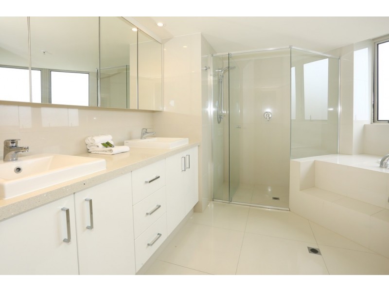 78 ‘Oceana’ 100 Old Burleigh Road, Broadbeach QLD 4218