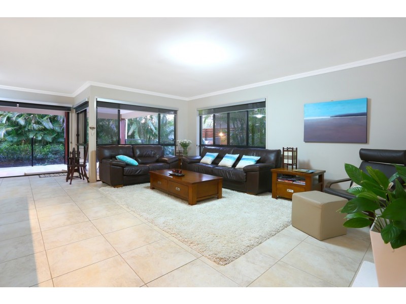 9 Sagitta Place, Robina QLD 4226