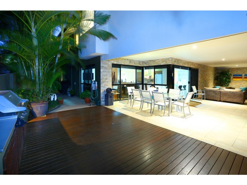 9 Sagitta Place, Robina QLD 4226