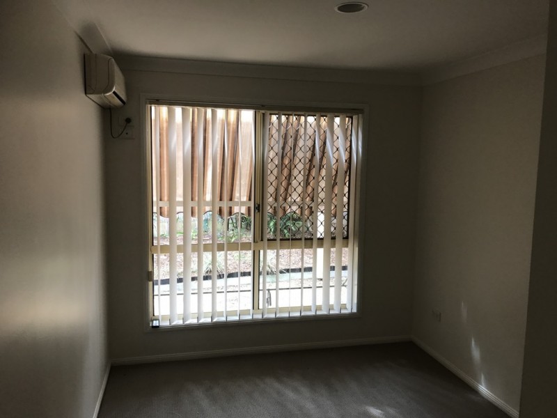 12 Cutter Court, Helensvale QLD 4212