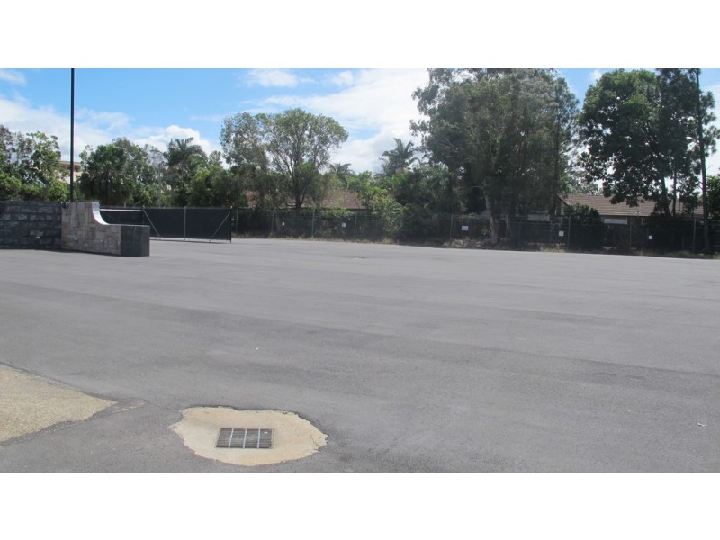 103 Olsen Avenue, Labrador QLD 4215