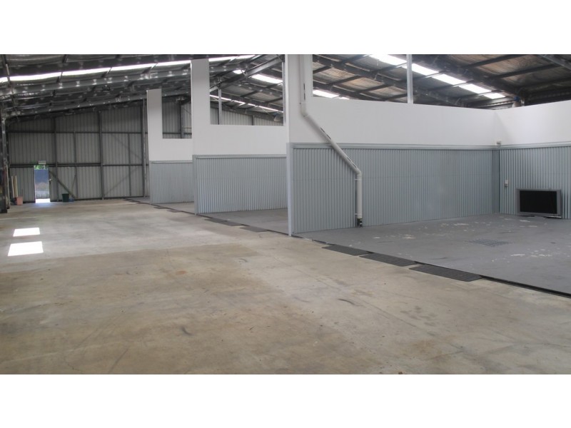 103 Olsen Avenue, Labrador QLD 4215
