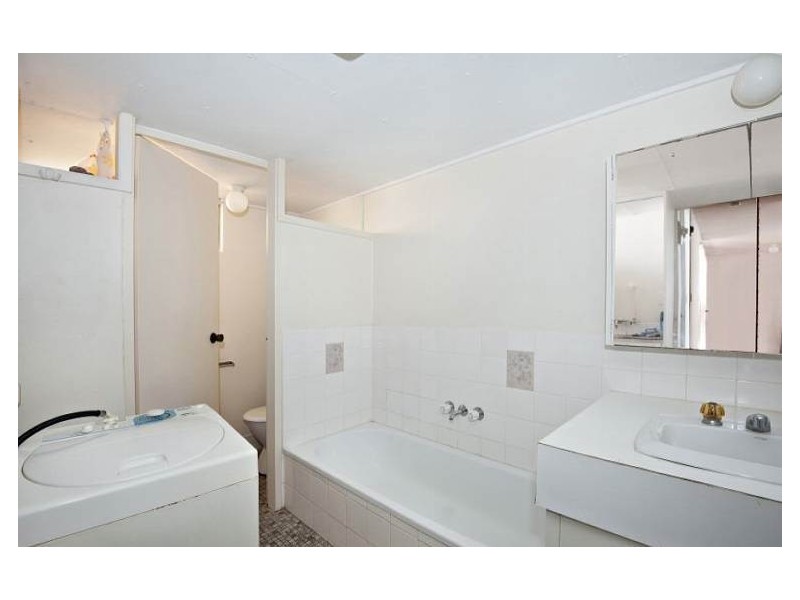 9/11 Peninsular Drive, Surfers Paradise QLD 4217