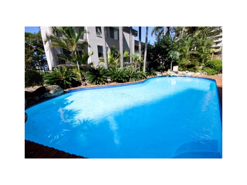 2/12 Enderley Avenue, Surfers Paradise QLD 4217