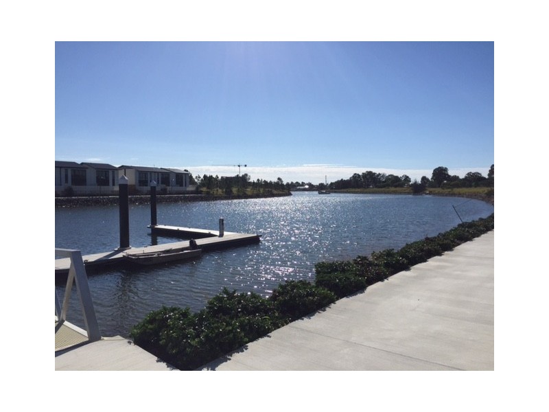 10/156 Marina Quay, Hope Island QLD 4212