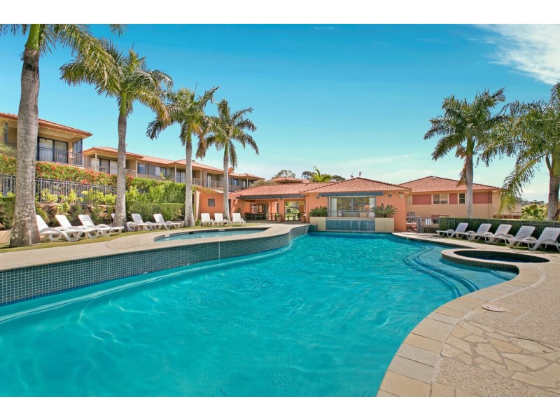 Apartment 95 ‘Varsity Shores’ 4 University Drive, Robina QLD 4226