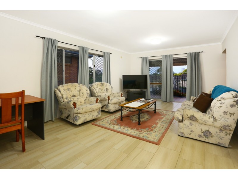 37 Prince Street, Southport QLD 4215