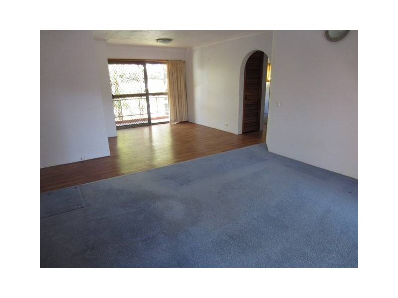 9/7 Federation Avenue, Broadbeach QLD 4218