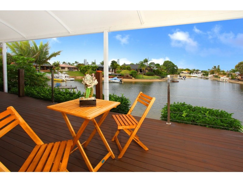 165 Campbell Street, Sorrento QLD 4217