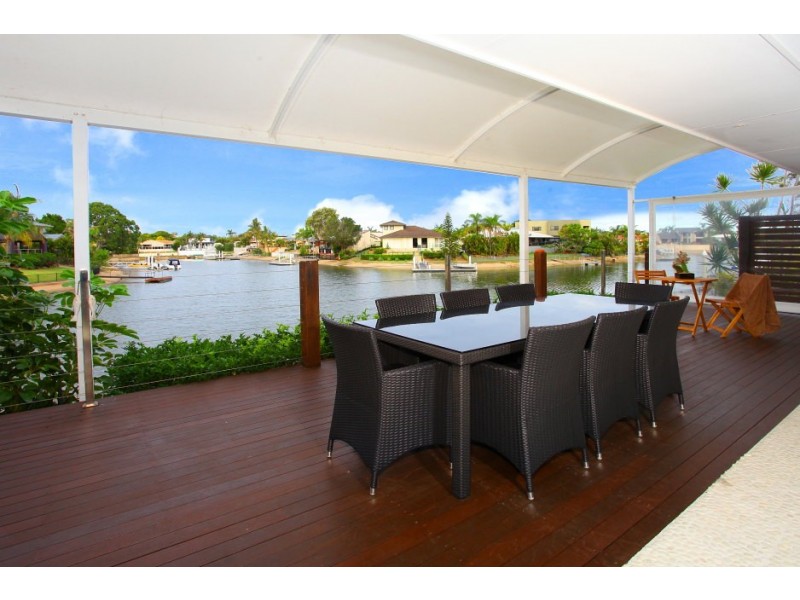 165 Campbell Street, Sorrento QLD 4217