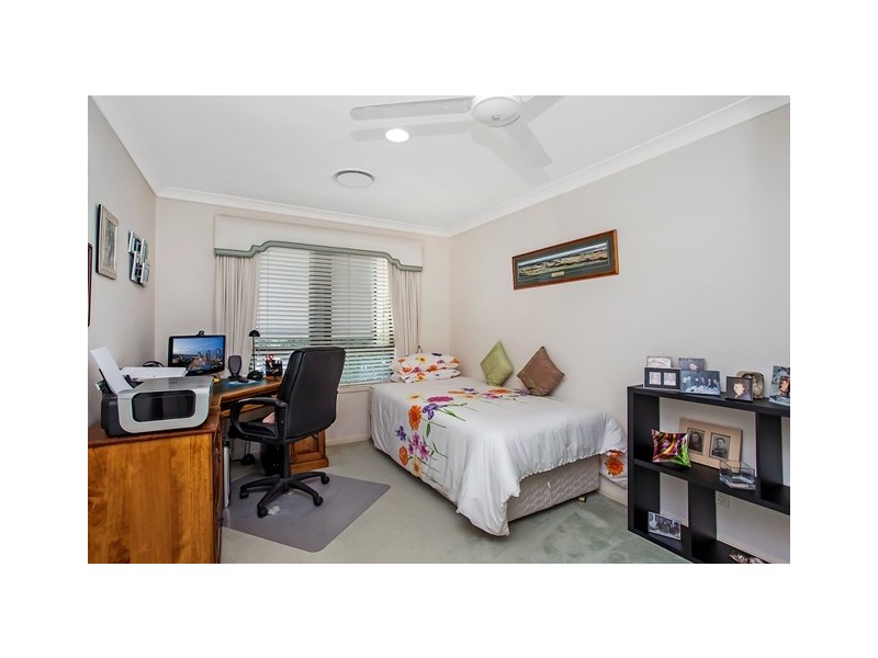 Villa 4 ‘Bradford’ Rhode Island 125 Santa Cruz Bvd, Clear Island Waters QLD 4226