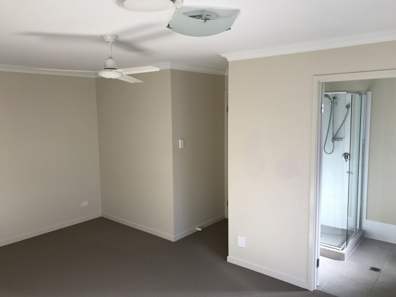 7 Elizabeth Crescent, Varsity Lakes QLD 4227