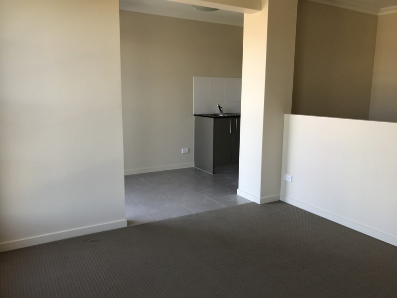 7 Elizabeth Crescent, Varsity Lakes QLD 4227