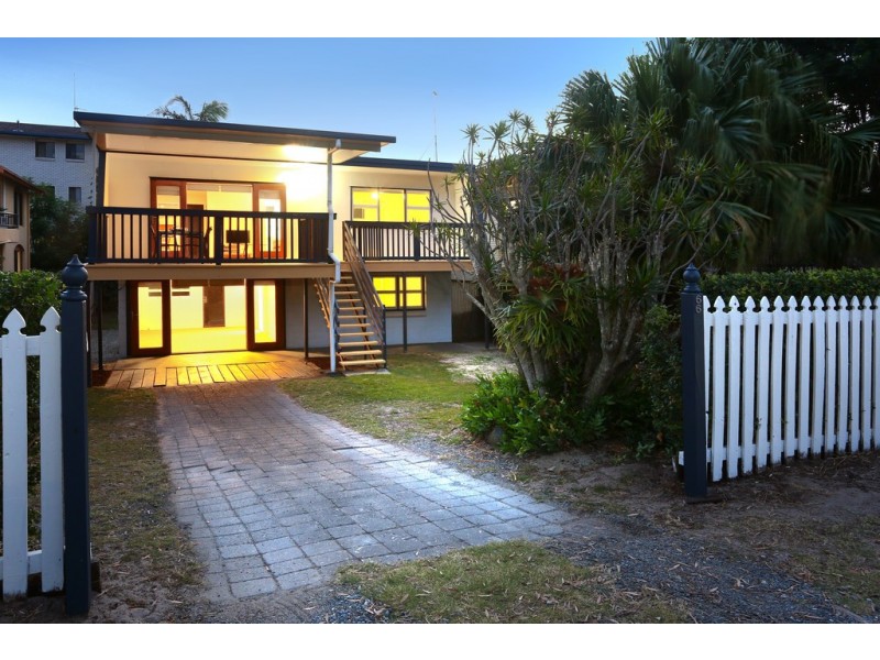 66 Petrel Ave, Mermaid Beach QLD 4218