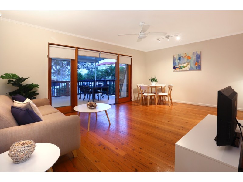 66 Petrel Ave, Mermaid Beach QLD 4218