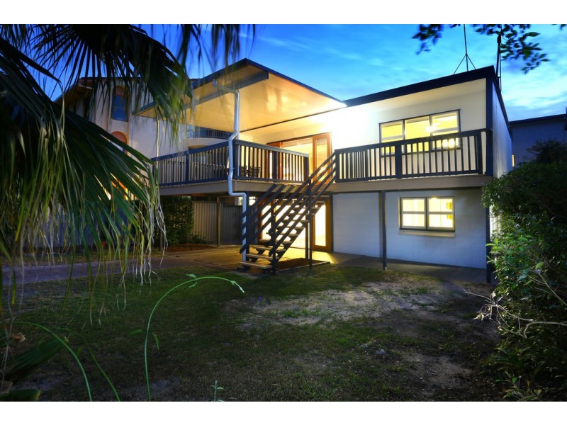 66 Petrel Ave, Mermaid Beach QLD 4218