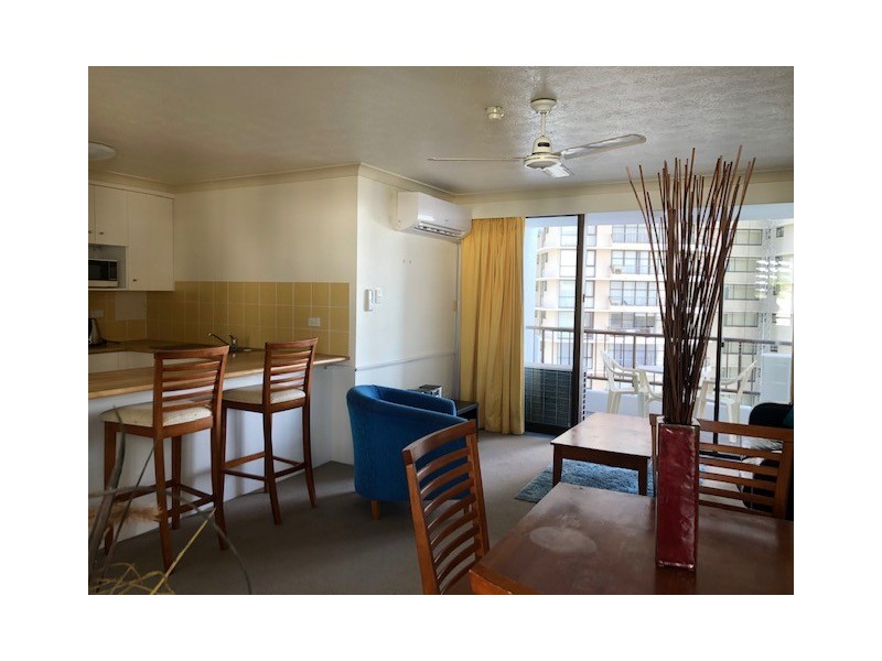 701/8 Albert Avenue “Pacific Resort”, Broadbeach QLD 4218