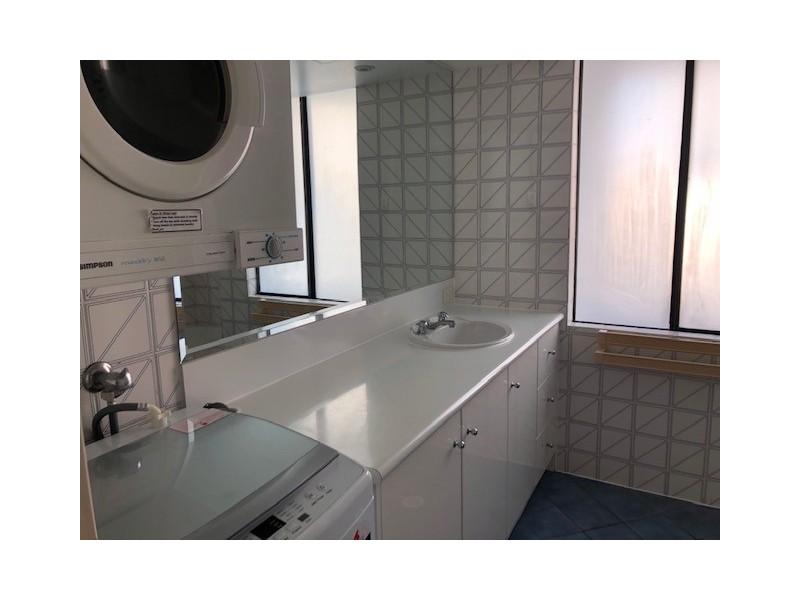 701/8 Albert Avenue “Pacific Resort”, Broadbeach QLD 4218