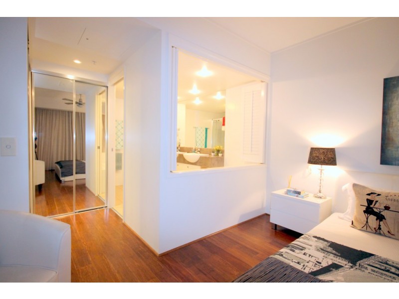 Broadbeach QLD 4218