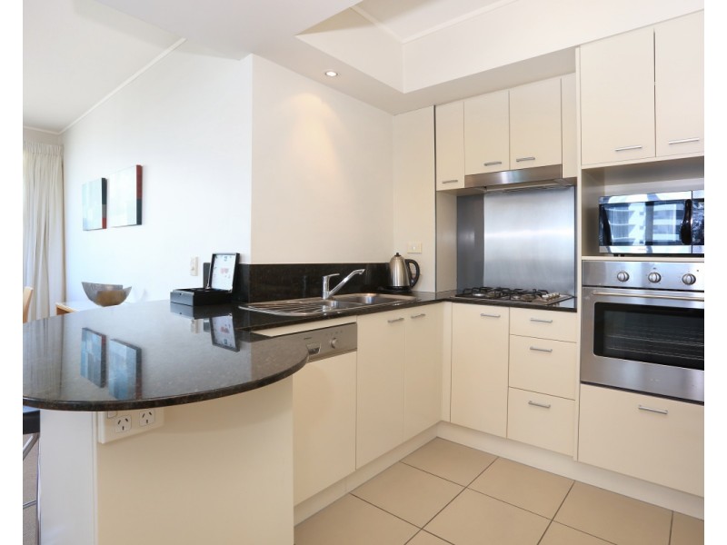 801/2685 ‘Broadbeach On The Park’ Gold Coast Hwy, Broadbeach QLD 4218