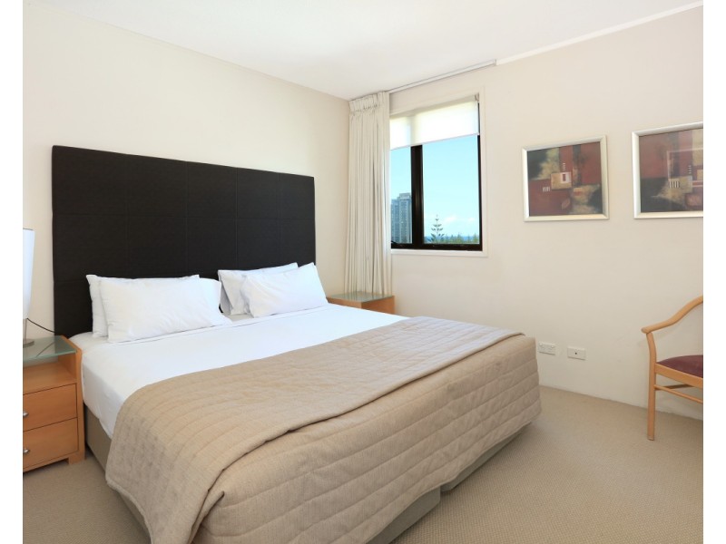 801/2685 ‘Broadbeach On The Park’ Gold Coast Hwy, Broadbeach QLD 4218