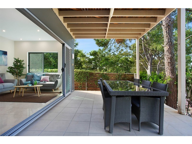 89 Ocean Parade, Burleigh Heads QLD 4220