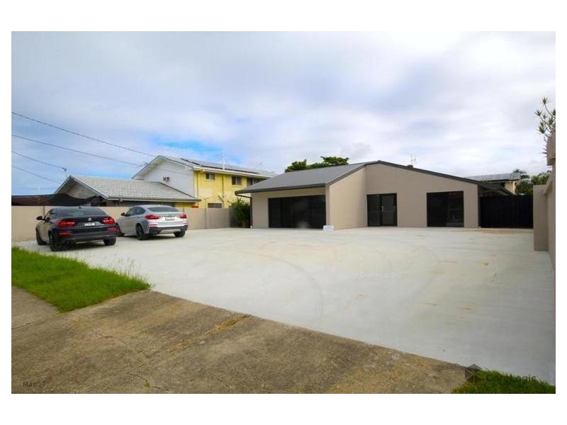 130 Ashmore Road, Benowa QLD 4217