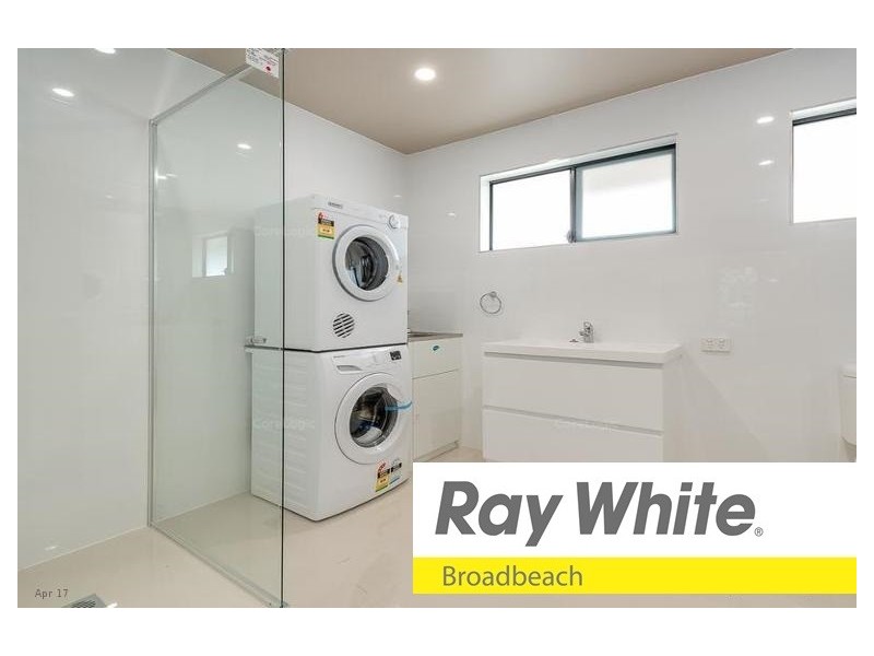 130 Ashmore Road, Benowa QLD 4217